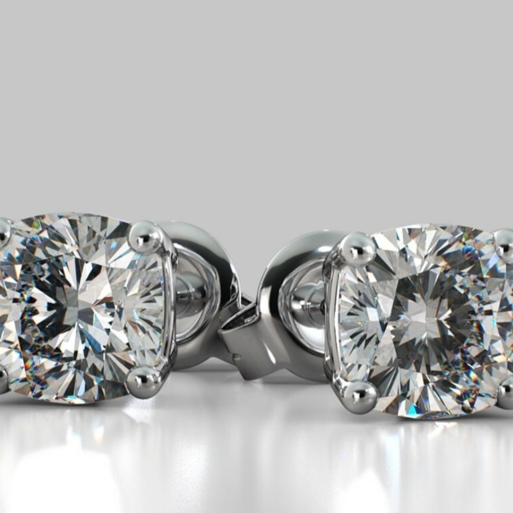 Elegant 6ct Cerified Moissanite Silver Stud Earrings - Picture 2 of 9